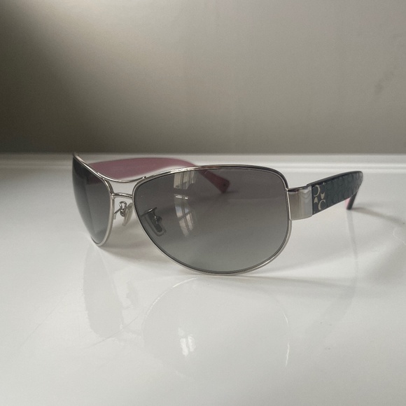 Coach Accessories - Coach Women’s sunglasses